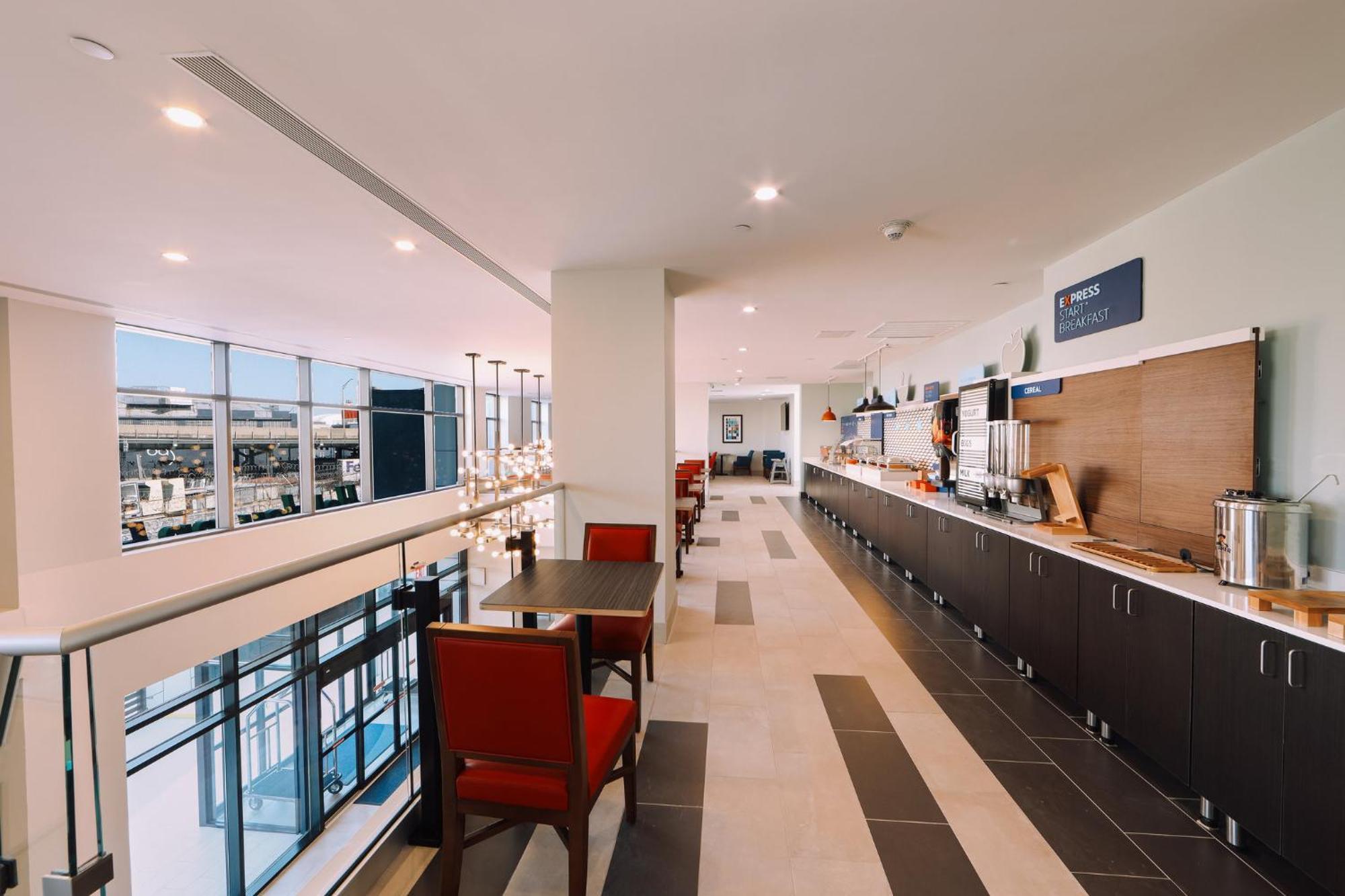 Holiday Inn Express Long Island City E - New York By Ihg Zewnętrze zdjęcie