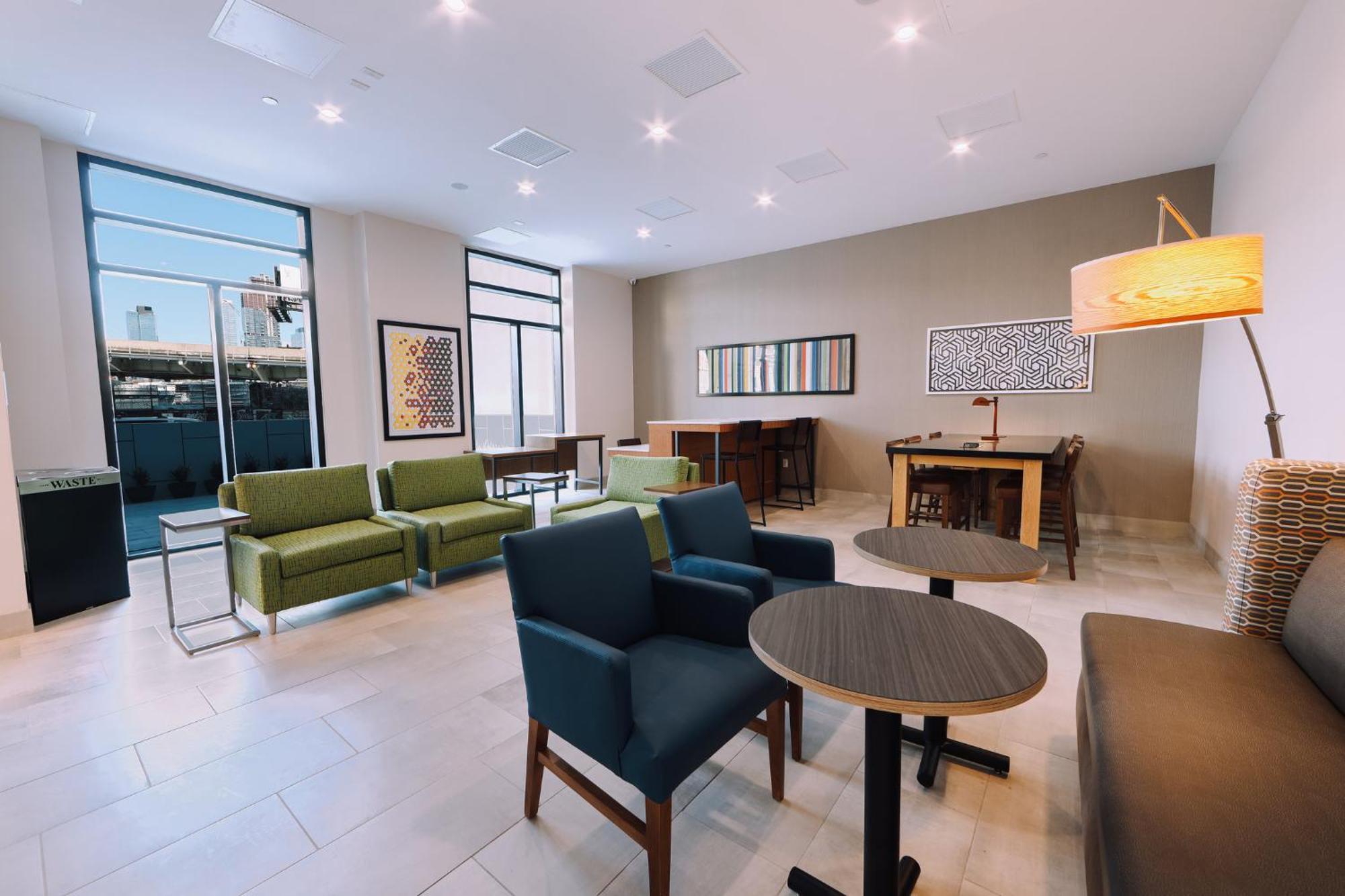Holiday Inn Express Long Island City E - New York By Ihg Zewnętrze zdjęcie