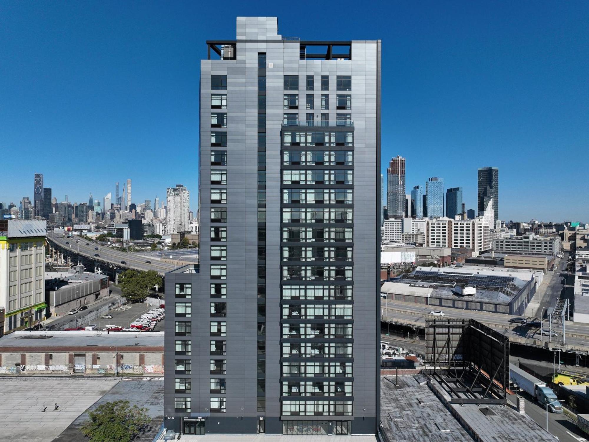 Holiday Inn Express Long Island City E - New York By Ihg Zewnętrze zdjęcie