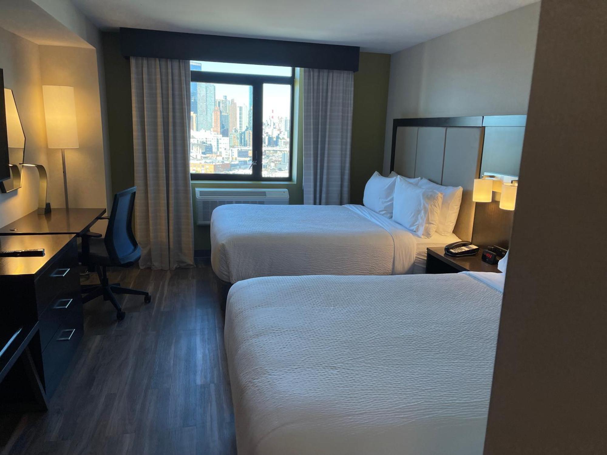 Holiday Inn Express Long Island City E - New York By Ihg Zewnętrze zdjęcie