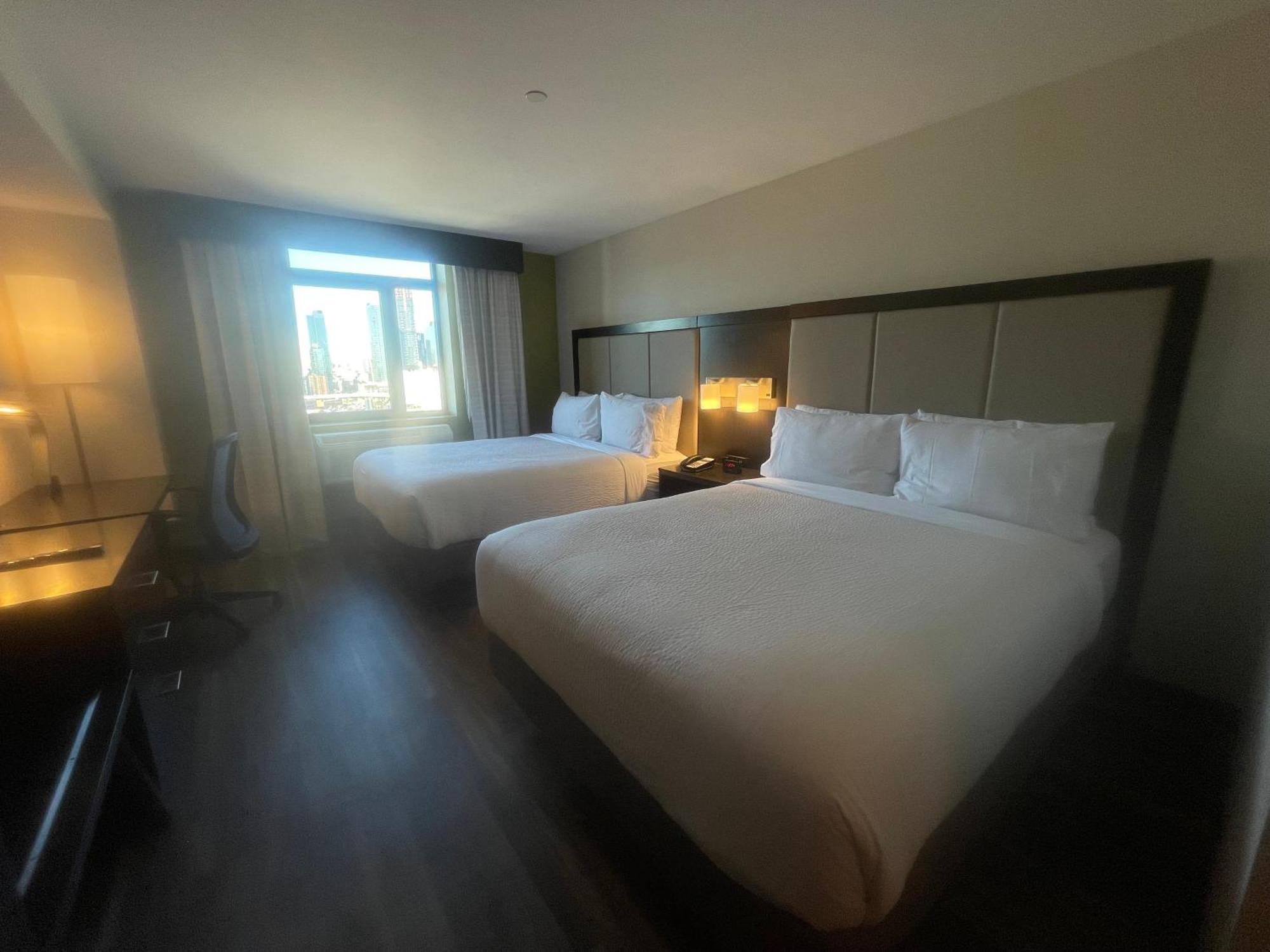 Holiday Inn Express Long Island City E - New York By Ihg Zewnętrze zdjęcie